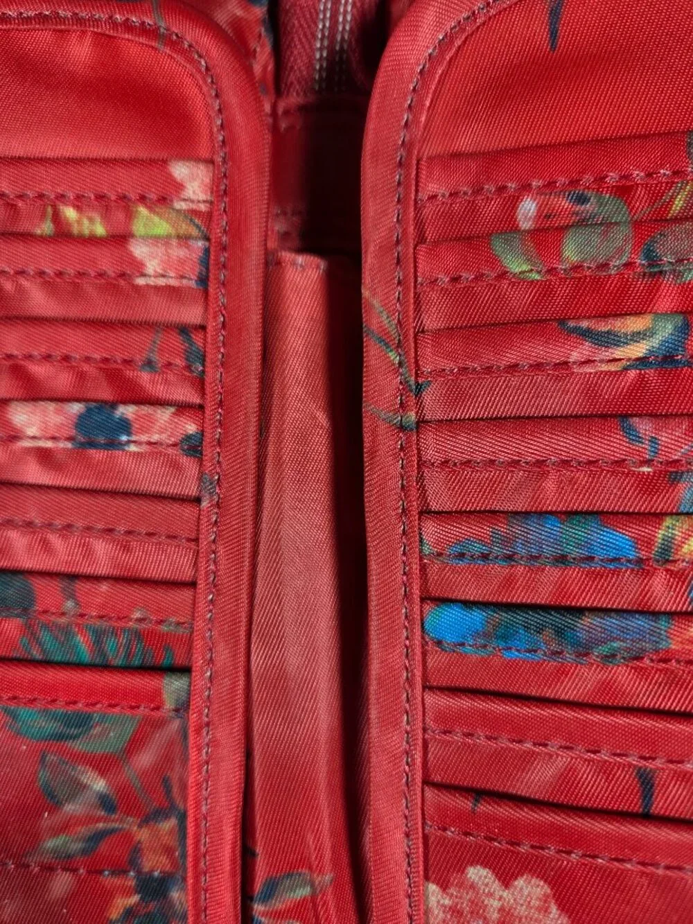 Lug Tandem Zip RFID Wristlet Wallet in Bouquet Red Floral Pattern Full Zip